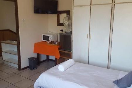 Lodge Strand Esterno foto